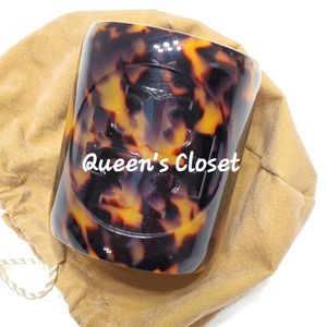 Tory Burch | Tortoise Resin Logo Statement Cuff